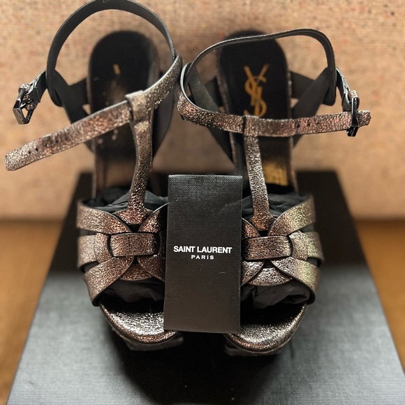 Saint Laurent Tribute Sandal in Metallic Black Gunmetal - Picture 2 of 8